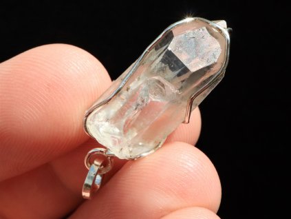 privesek stribrny krystal kristalu zasazeny rucne delany obrazky 1
