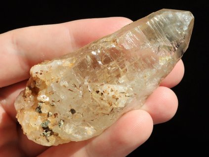 krystal citrin prirodni cesky kamen jemne svetle zluty 1