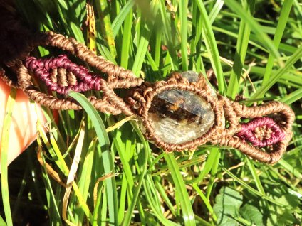 macrame naramek se zahnedou pravou prirodni surovou ceskou kamenem prodej obrazek 1