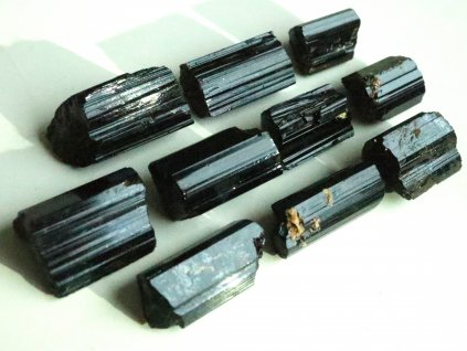 cerbe turmaliny skoryly ceske drahe kameny 1