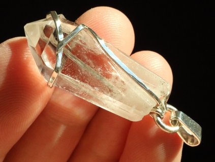 stribrny privesek esteticky krystal kristalu cesky kamen 1