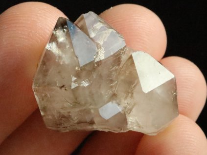 zahneda krystal elestial prirodni cesky kamen 1