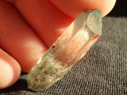 kristal alpy kamen krystal drahokamovy 1