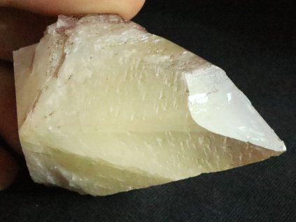 krystal kalcit cesky kamen mineral nerost 1