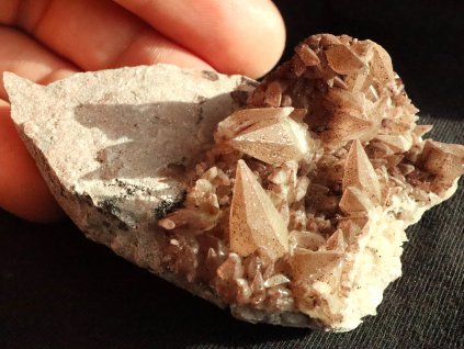 kalcit druza cesky kamen mineral nerost luxusni sbirkovy vzorek 1