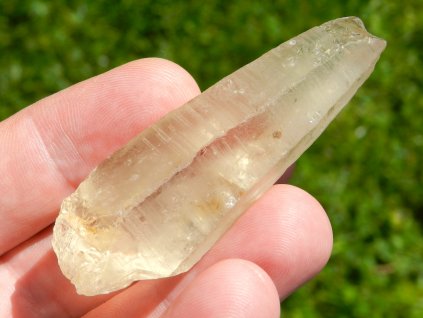 krystal citrin tuzkovy pravy cesky prirodni kamen 1