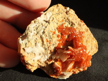 vanadinit mibladen maroko kamen mineral nerost obrazky 1