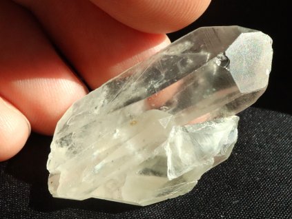 kristal krystal srostlice prirodni cesky drahy kamen 1