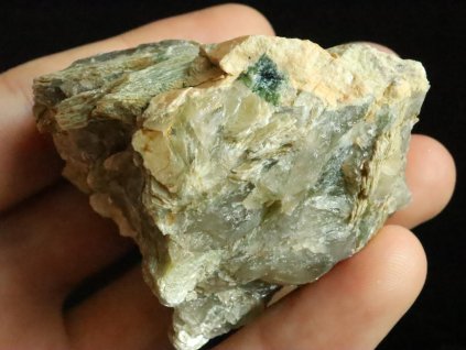 zeleny turmalin verdelit dobra voda lithny pegmatit vysocina obrazky 1