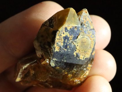 krystalek morionu pravy cesky kamen 1