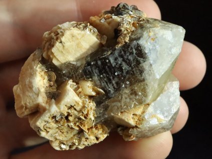 zahneda kremen podlozka stribrna slida 1