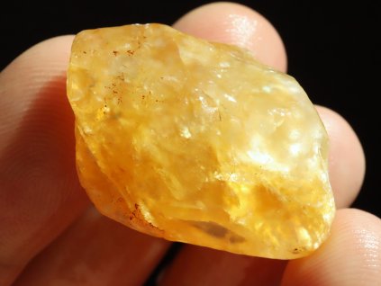 citrin maly pravy cesky kamen 1