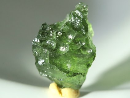 vltavin zarive zeleny cesky drahy kamen tektit 1