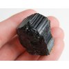 uzky cerny turmalin skoryl prirodni drahy vzacny kamen mineral obrazek 3