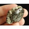 hermanovska koule antofylit flogopit jadro obal biotit tmava slida jehlice obrazky 2