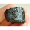 cerny turmalin skoryl spalik valecek kamen mineral nerost drahy cesky vysocina prodej 4