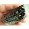 cerny turmalin skoryl mohutny velky lesky spalek vzorek ryhovany cesky 5