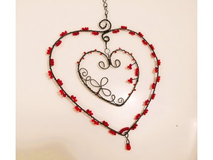 Drátovaný závěsný dvojsrdíčkovník