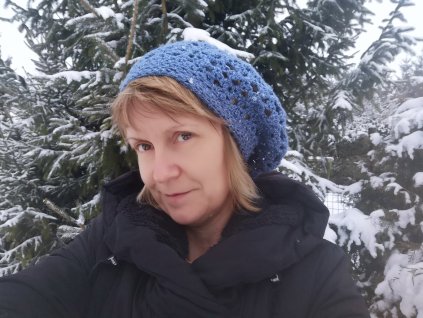 Baretka modrá
