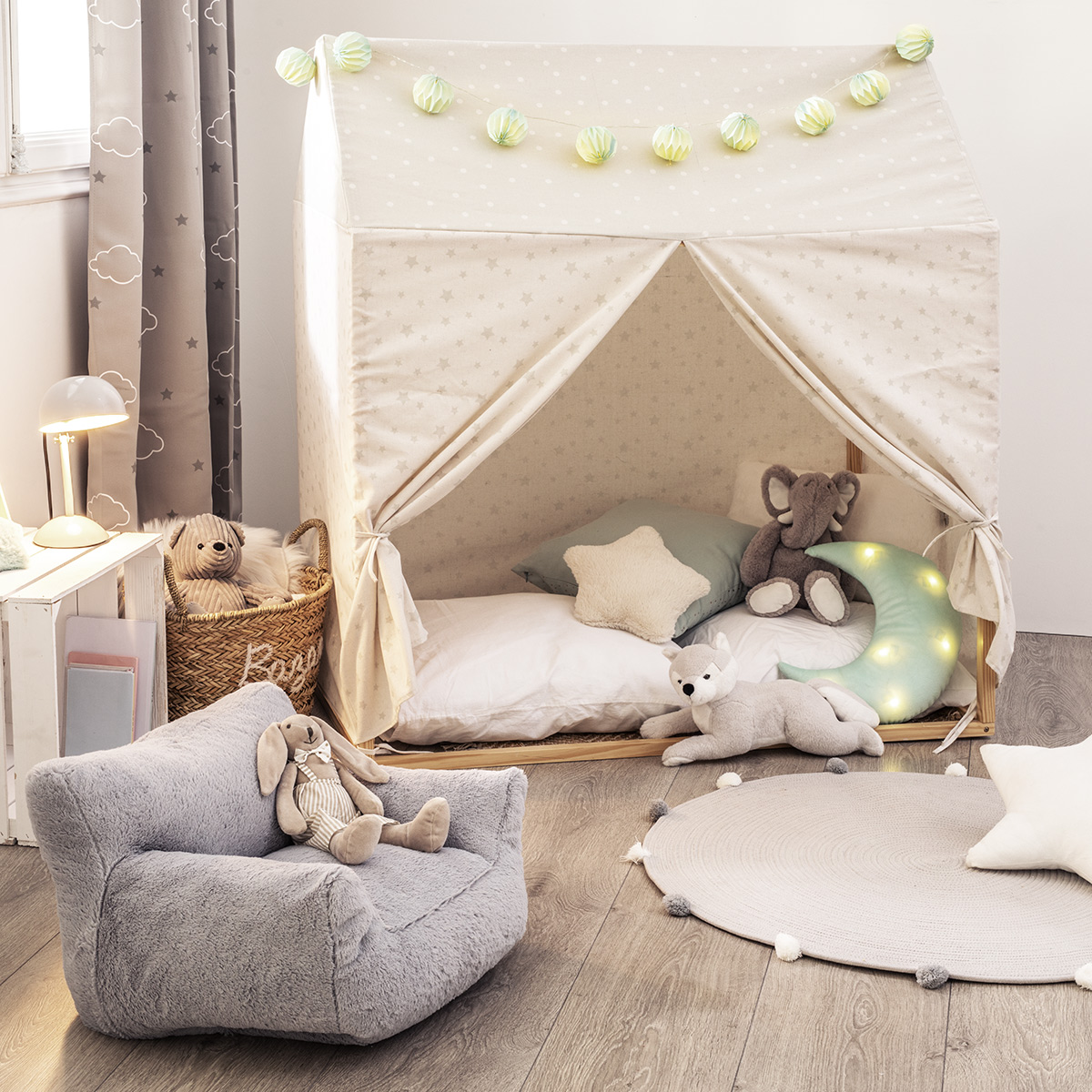 Ako zariadiť modernú detskú izbu pre chlapca