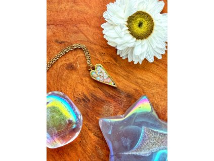 nahrdelnik opal gilsonuv