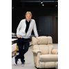 Kožené křeslo La-Z-Boy Pinnacle Wall Recliner