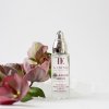 REVITALIZING SERUM WITH HYALURONIC ACID