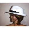 BÍLÝ KLOBOUK s černou stuhou dětský