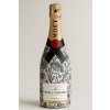 Moët & Chandon Impérial Brut 0,75 l – ruční dekor černobílé louky.