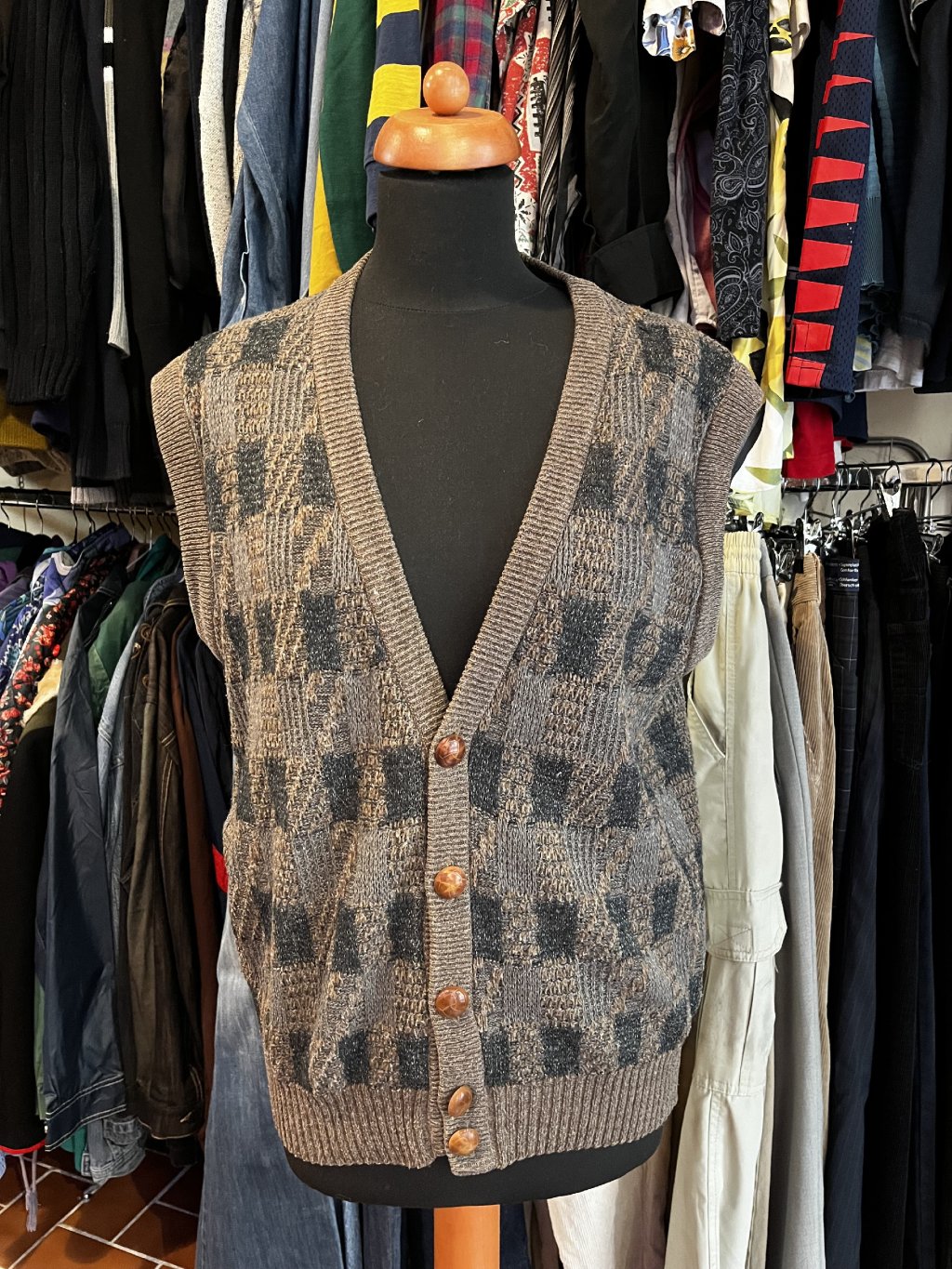 Vlněná vintage kostkovaná vesta (L)