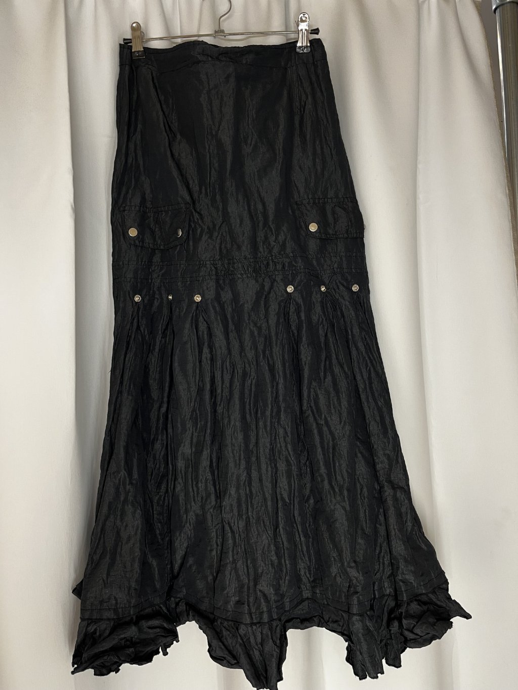 Šusťáková černá vintage sukně (XS)