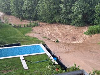 @Skvorec pul hodiny deště a z potoku co mel rano max tak 1 cm brutal reka.