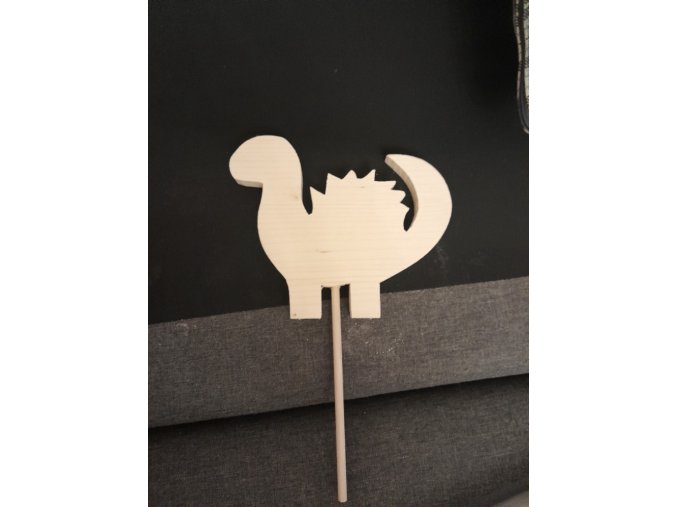 zápich dinosaurus smrk