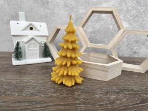 Stromeček svíčka z včelího vosku