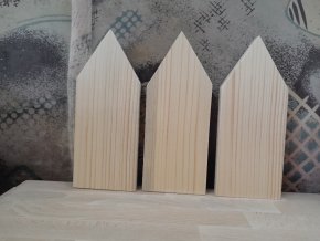 Dřevěný domeček  25x10x1,8 cm
