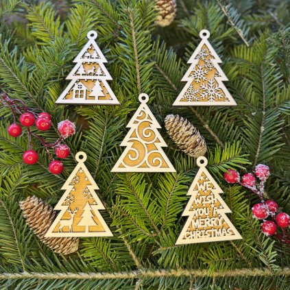 Sada 5ks drevených vianočných ozdôb v tvare stromčeka - dvojvrstvové