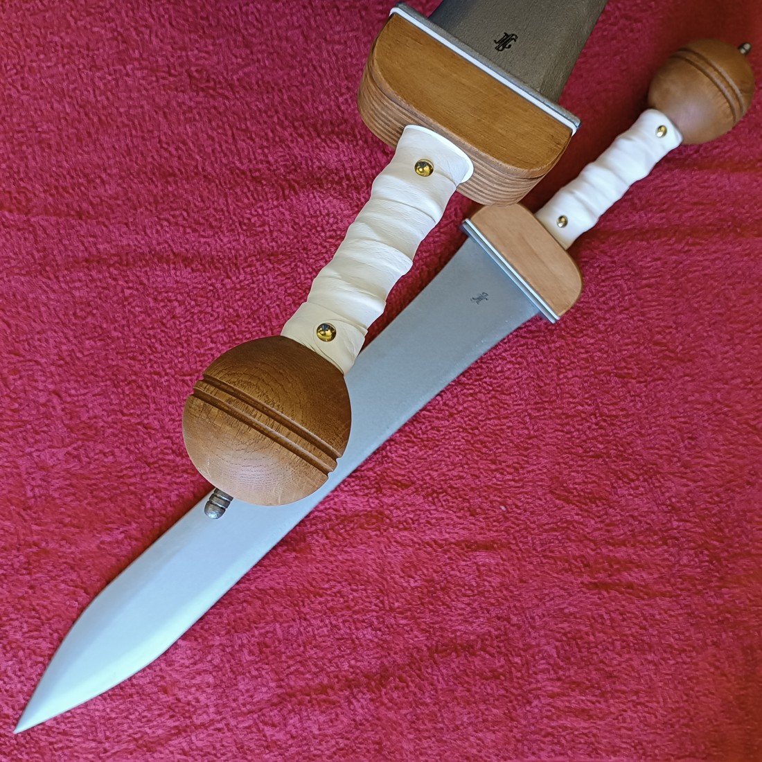 Gladius – dřevěná replika římského meče