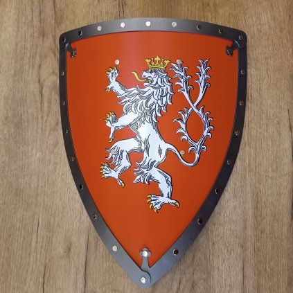 Okovaný štít (Typ erbu Český lev)