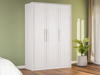 Bílá buková skříň