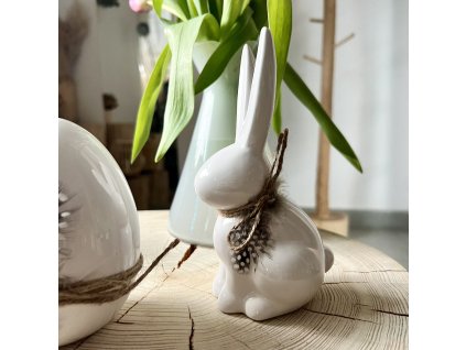 Porcelánová vajíčka a zajíčci