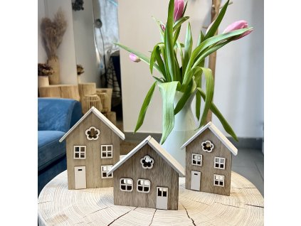 Dřevěné domečky s patinovou střechou - ve čtyřech velikostech