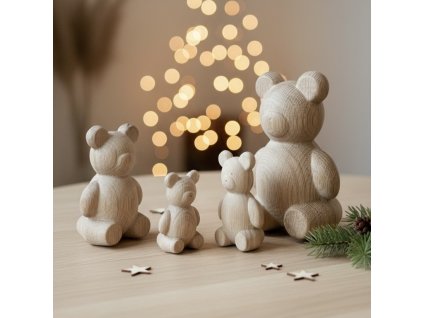 Dřevěný medvídek 3D – dubová figurka medvěda ve čtyřech velikostech