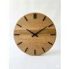 Dubové hodiny s černými ručičkami | Elegantní minimalistický design