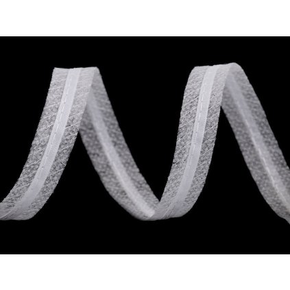 Zažehlovací proužek do švů s tkanicí