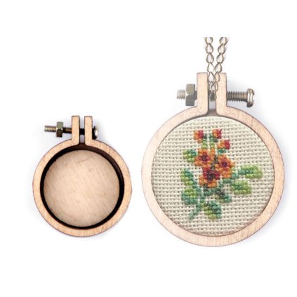 Mini dřevěný rámeček / přívěsek na vyšívání srdce, ovál, kruh (Varianta 1 (Ø24 mm) přírodní kruh, Balení 1 ks)