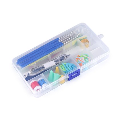 Sada háčků a pomůcek na háčkování v boxu