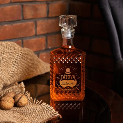 694 darkova karafa na whisky lahvinka se jmenem
