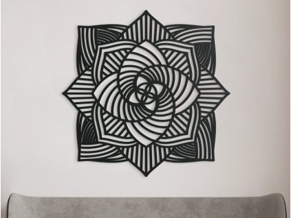 Ausgeschnittene Holzmandala ROSE
