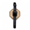 Dřevěná bezdrátová nabíječka na Apple Watch
