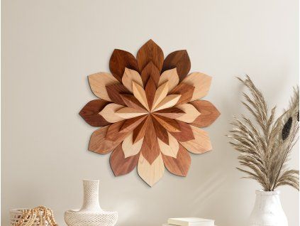Mandala Fleur en bois (Dimensions du tableau 33,5 x 32 cm, Finition Mate)